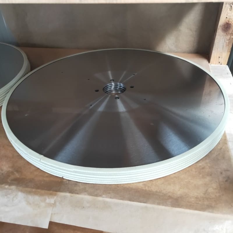 Replacement log saw blades for Perini machines
